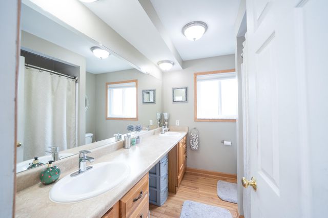14490 Edshire Drive, Sterling Heights City, MI 48312