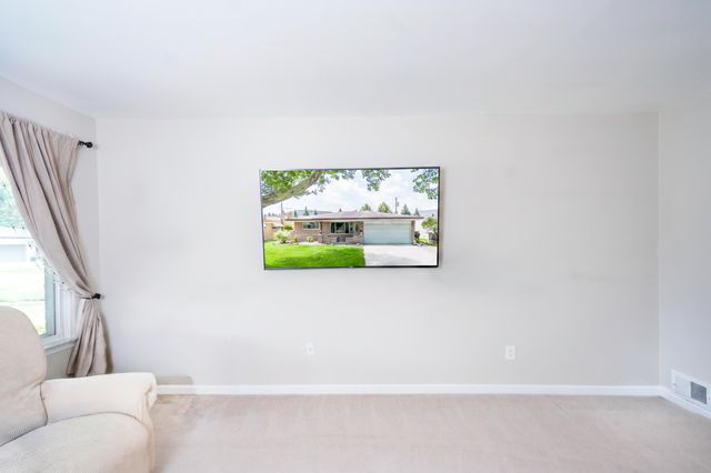 14490 Edshire Drive, Sterling Heights City, MI 48312