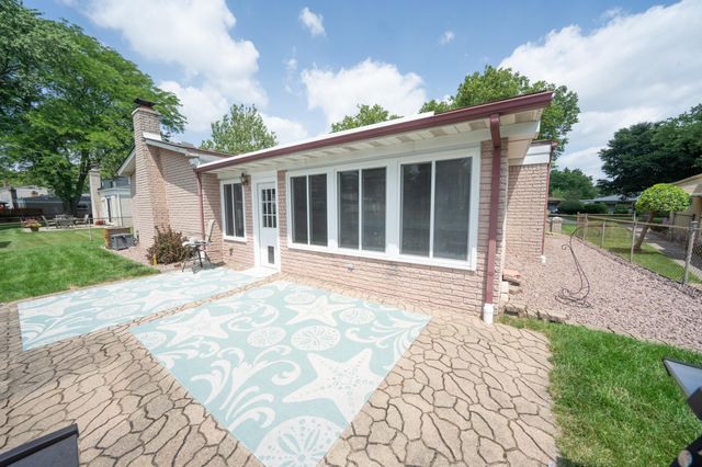 14490 Edshire Drive, Sterling Heights City, MI 48312
