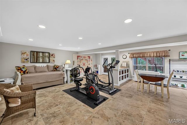 730 Longfellow Circle, O'fallon, MO 63366