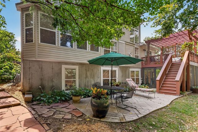 730 Longfellow Circle, O'fallon, MO 63366