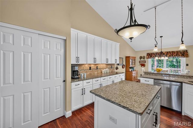 730 Longfellow Circle, O'fallon, MO 63366