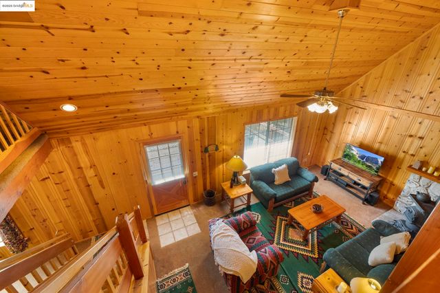 25488 Rebekah Rd, Long Barn, CA 95335