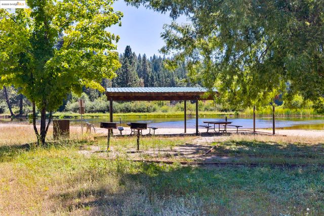 25488 Rebekah Rd, Long Barn, CA 95335