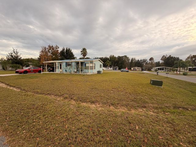121 HYDE PARK COURT, Davenport, FL 33897