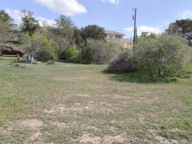19920 Siesta Shores DR, Spicewood, TX 78669