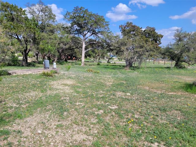 19920 Siesta Shores DR, Spicewood, TX 78669