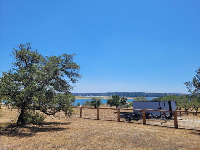 19920 Siesta Shores DR, Spicewood, TX 78669