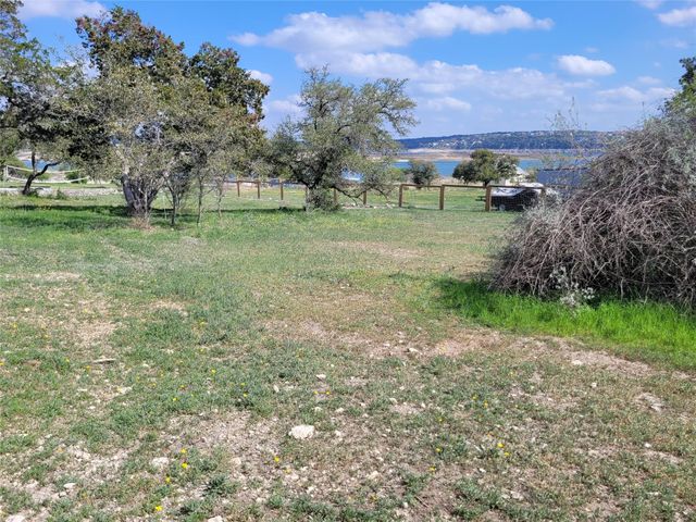19920 Siesta Shores DR, Spicewood, TX 78669