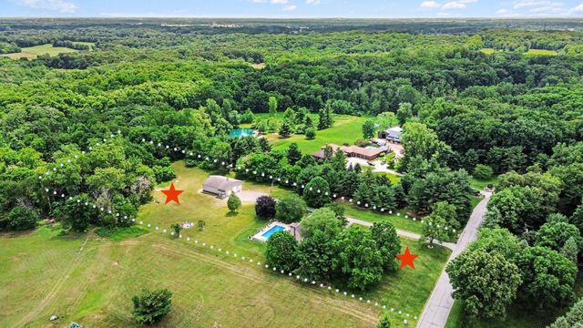 55020 Colonial Ridge Drive, Bristol, IN 46507