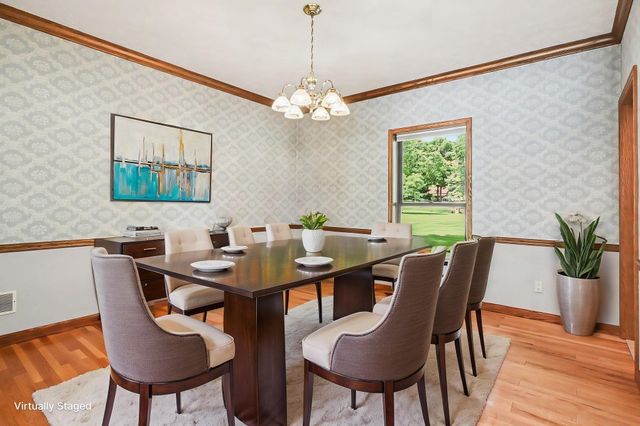 55020 Colonial Ridge Drive, Bristol, IN 46507