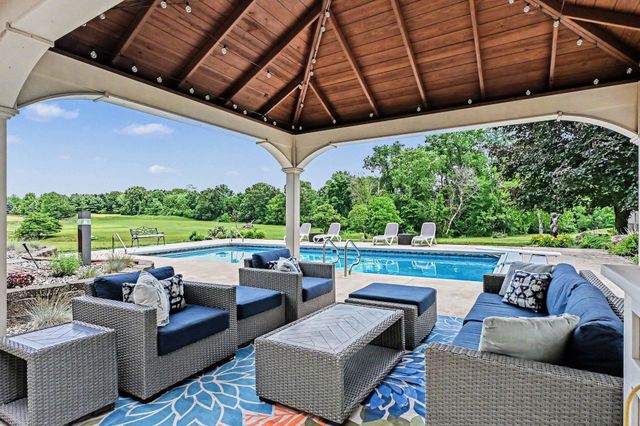 55020 Colonial Ridge Drive, Bristol, IN 46507