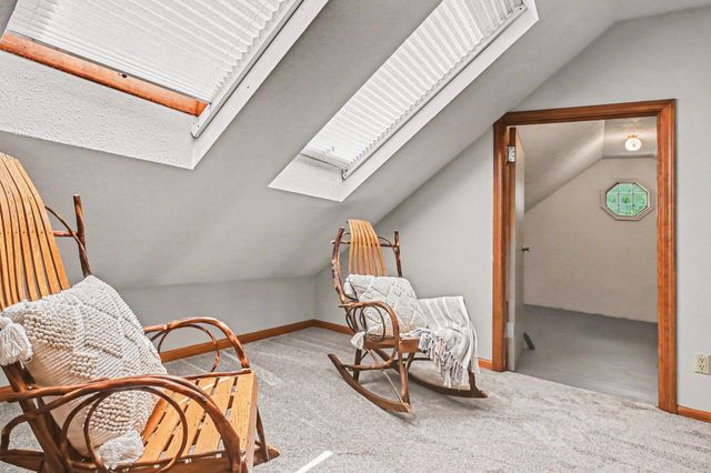 55020 Colonial Ridge Drive, Bristol, IN 46507