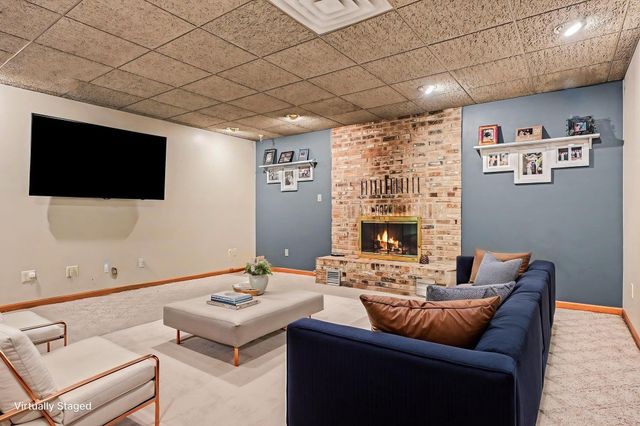 55020 Colonial Ridge Drive, Bristol, IN 46507