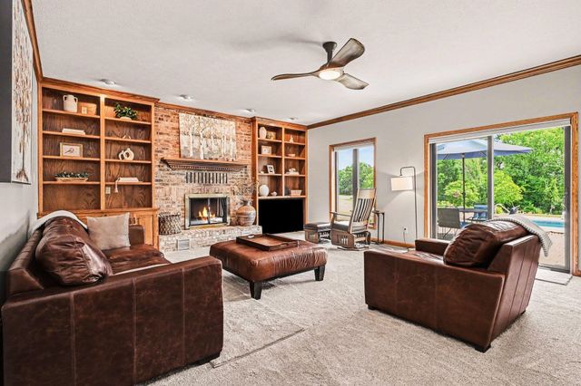55020 Colonial Ridge Drive, Bristol, IN 46507