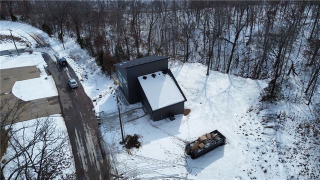 4 Savidge Circle, Bella Vista, AR 72715