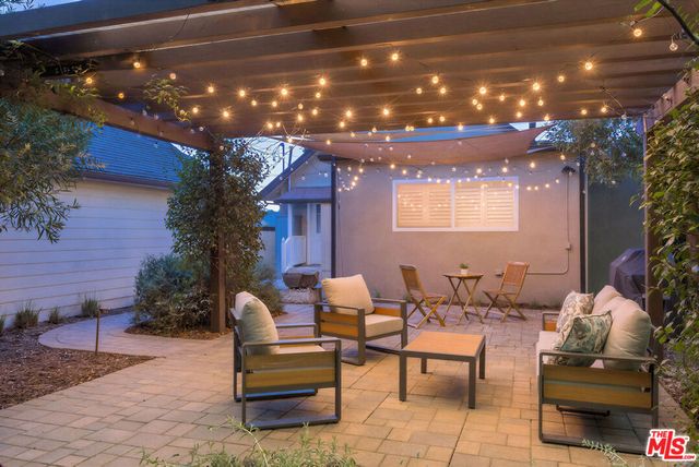 2717 W Avenue 30, Los Angeles, CA 90065