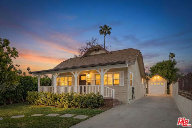 2717 W Avenue 30, Los Angeles, CA 90065