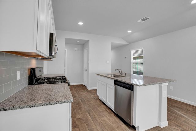 134 Butterfly Garden DR, Kyle, TX 78640