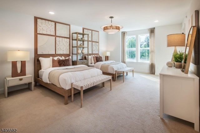 22 Whitaker Ln, Far Hills Boro, NJ 07931