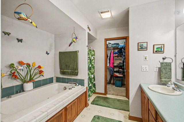 2230 58th Street, Fennville, MI 49408
