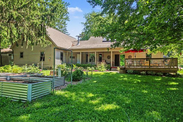 2230 58th Street, Fennville, MI 49408
