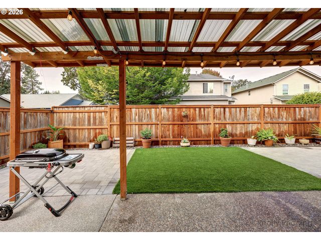 2783 Sw JASMINE Pl, Beaverton, OR 97003