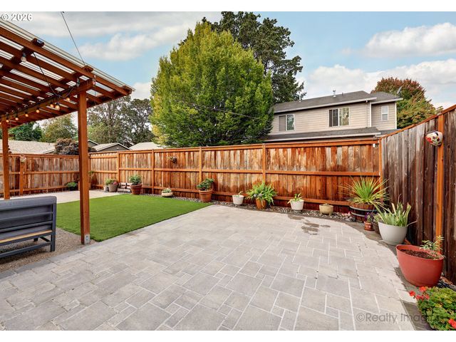 2783 Sw JASMINE Pl, Beaverton, OR 97003