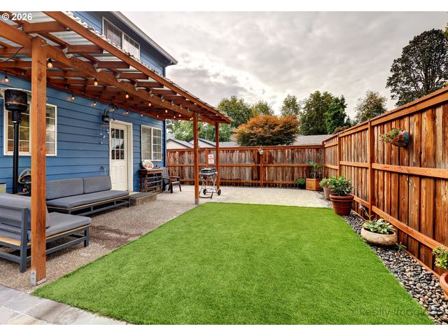 2783 Sw JASMINE Pl, Beaverton, OR 97003