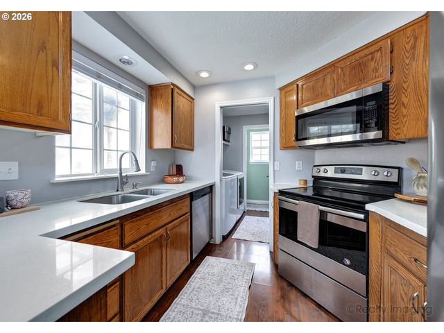 2783 Sw JASMINE Pl, Beaverton, OR 97003