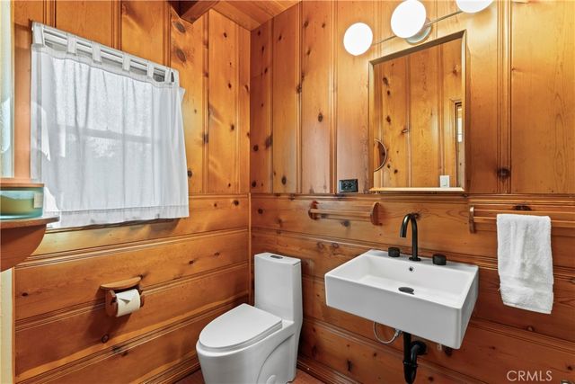 612 Rose Lane, Twin Peaks, CA 92391