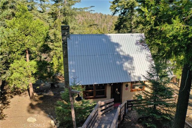 612 Rose Lane, Twin Peaks, CA 92391
