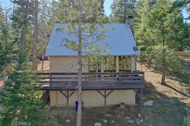 612 Rose Lane, Twin Peaks, CA 92391