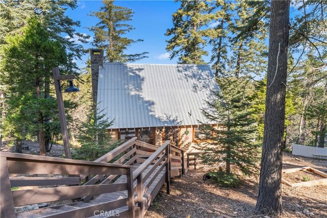 612 Rose Lane, Twin Peaks, CA 92391