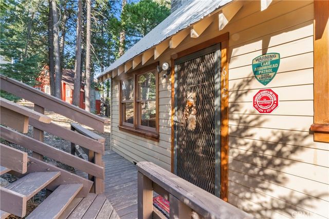 612 Rose Lane, Twin Peaks, CA 92391