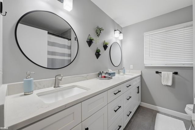 5011 Rockdale Court, Sterling Heights, MI 48310