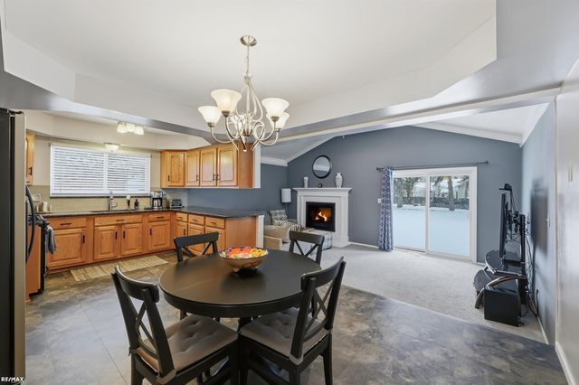 5011 Rockdale Court, Sterling Heights, MI 48310