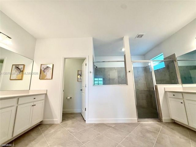 9291 Aqua Overlook CT, Lehigh Acres, FL 33936