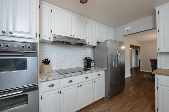 37715 Cloverleaf Avenue, Madera, CA 93636