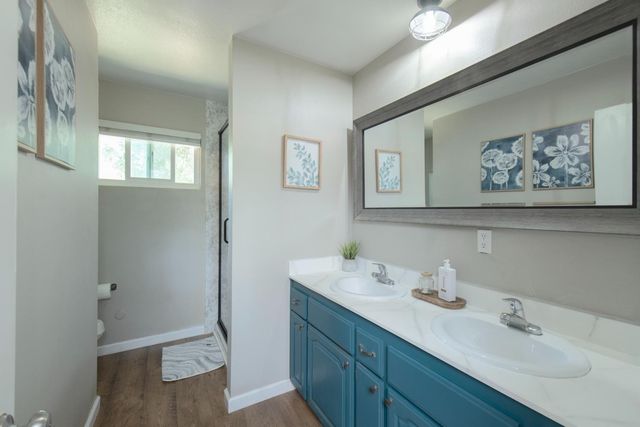 37715 Cloverleaf Avenue, Madera, CA 93636