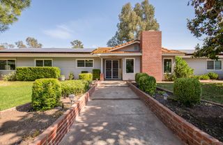 37715 Cloverleaf Avenue, Madera, CA 93636