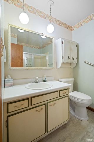 2131 Olds Drive, Kokomo, IN 46902