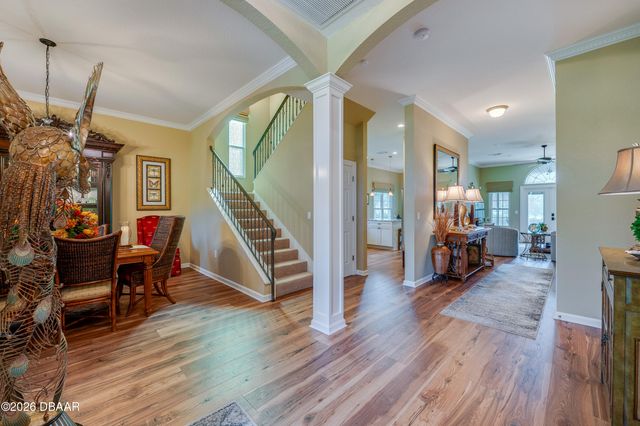 1259 Avenida De Las Casas, Lady Lake, FL 32159