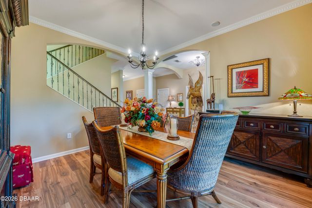 1259 Avenida De Las Casas, Lady Lake, FL 32159