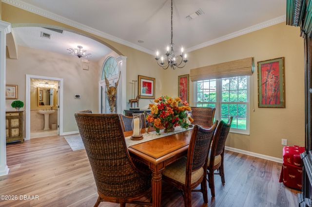 1259 Avenida De Las Casas, Lady Lake, FL 32159