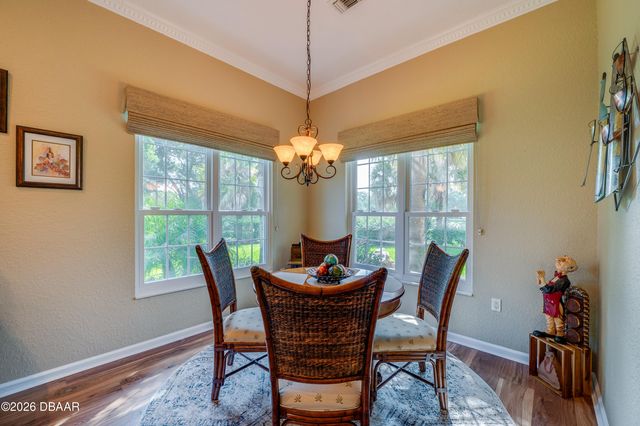 1259 Avenida De Las Casas, Lady Lake, FL 32159