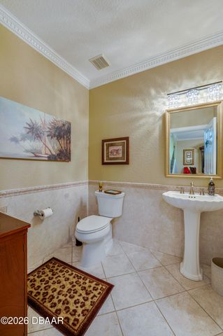 1259 Avenida De Las Casas, Lady Lake, FL 32159