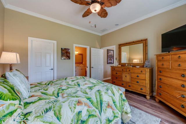 1259 Avenida De Las Casas, Lady Lake, FL 32159