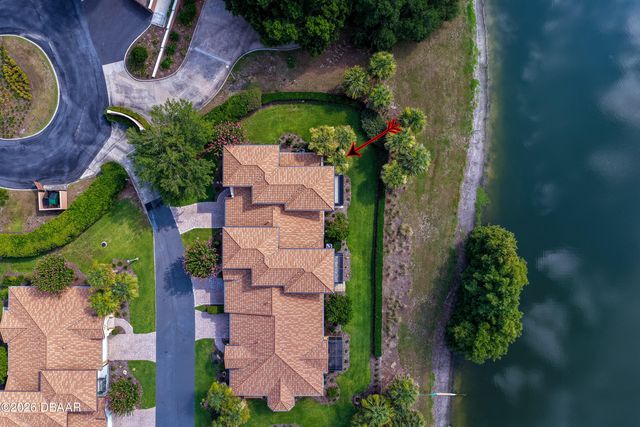1259 Avenida De Las Casas, Lady Lake, FL 32159