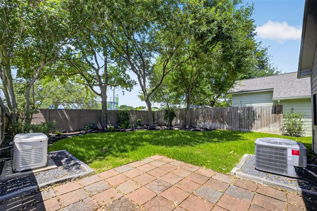 16174 Golden Sands Drive, Houston, TX 77095